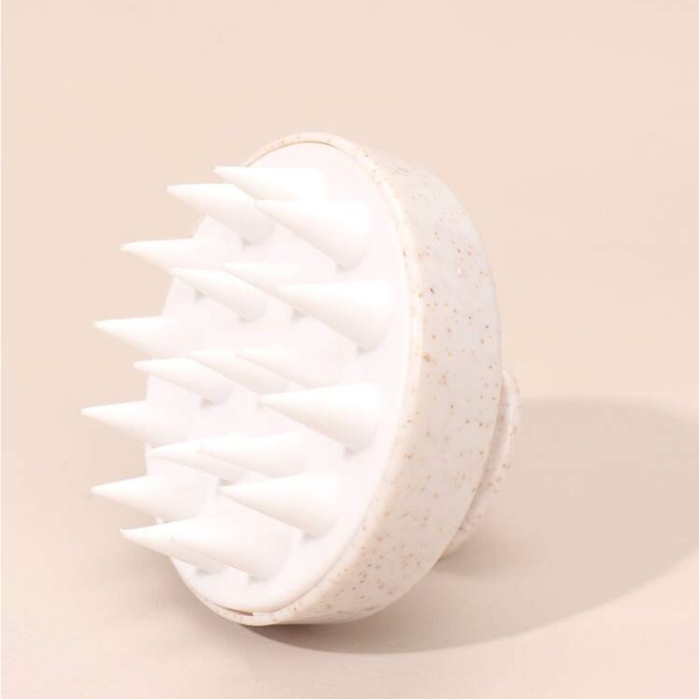 Shampoo Comb Scalp Massager 🧖♀️ - Picture 1 of 4